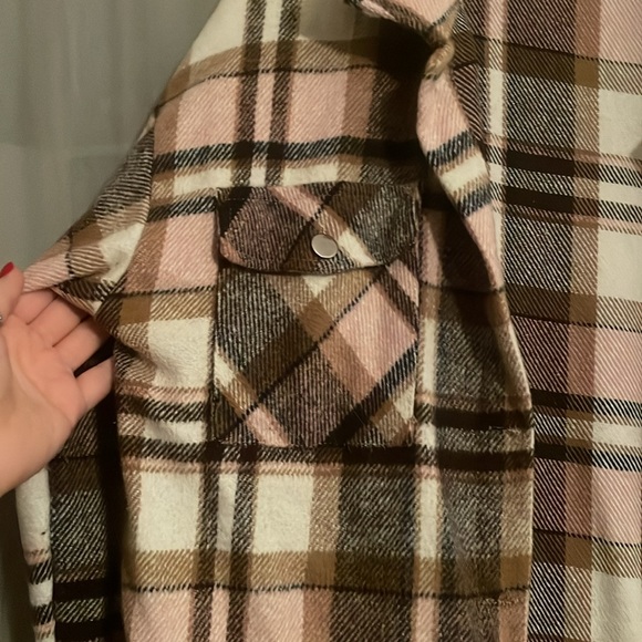 Checkered Shacket - Picture 3 of 6